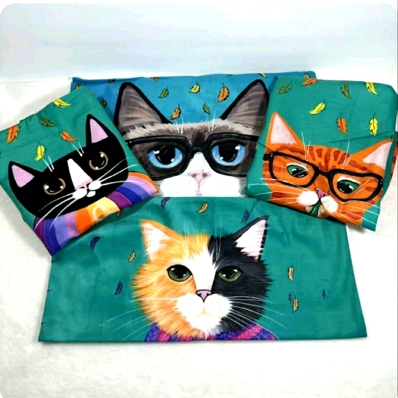 Cat Throw Pillow Covers Adorable Whimsical. Muli Colors 18 x 18 NEW! - Picture 1 of 7